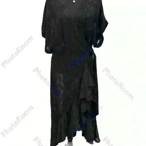 FLORAL BURNOUT SHORT SLEEVE HIGH/LOW WRAP DRESS IN BLACK